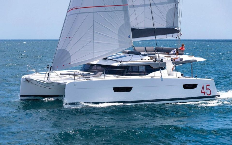 Marseille: Catamaran cruise to discover Frioul Islands - Swimming and snorkeling at Morgiret cove