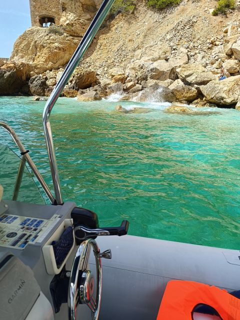Marseille: Côte Bleue Calanques Boat Tour with Swimming - Snacks, drinks, and what to pack (so you don’t end up cold or annoyed)