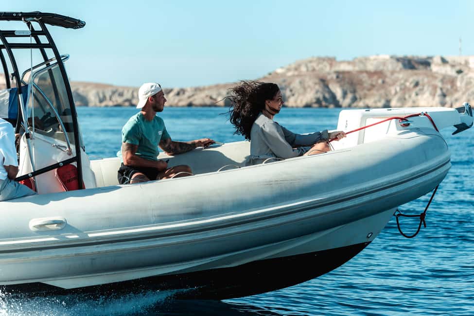 Marseille: Côte Bleue Calanques Boat Tour with Swimming - Boat comfort, gear, and small-group pacing (max 11)