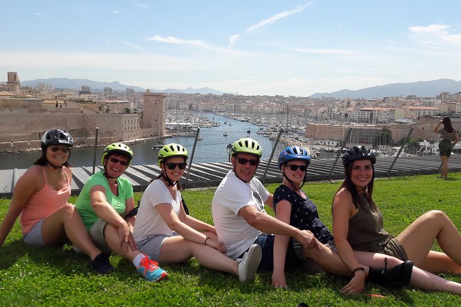 Marseille Grand E-Bike Tour : "le tour du Fada" - Plage des Catalans: quick ocean views and a calm pause