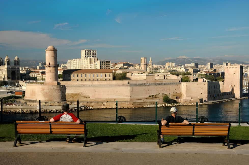 Marseille: Old Port to Cité Radieuse Rooftop Tuk-Tuk Tour - What $171 per person really buys you