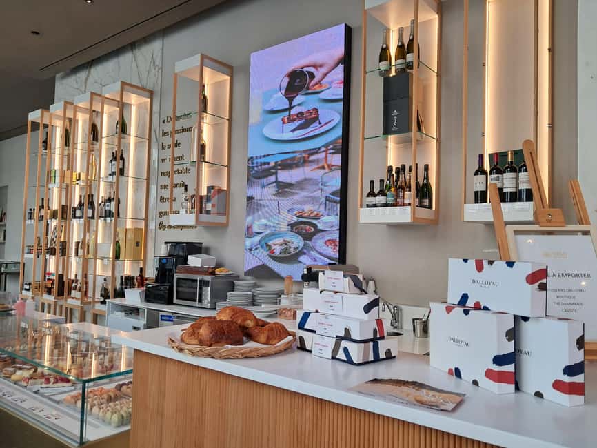 Marseille : Old Town Food Tour by Food Lover Tour - Coffee and breakfast at 1860 Le Palais
