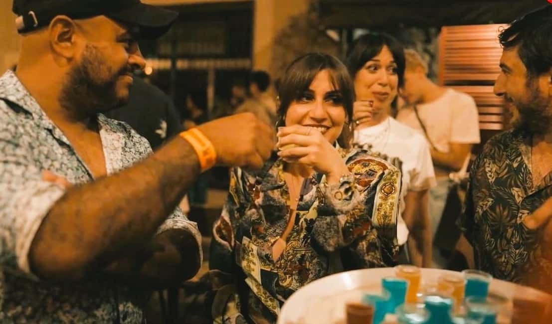 Marseille Pub Crawl: Explore by Night Meet, Mingle & Party - Should you book the Marseille Pub Crawl?