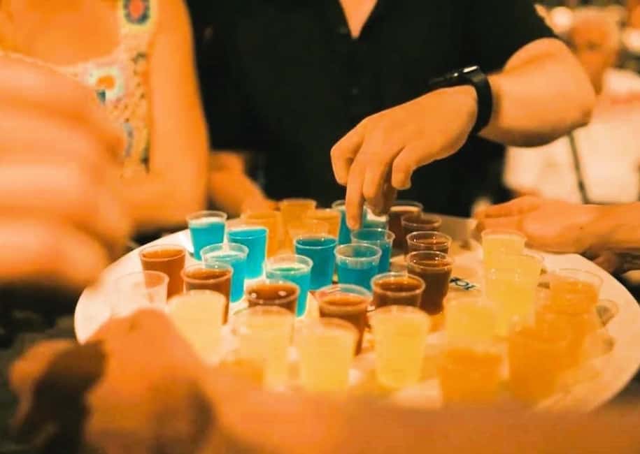 Marseille Pub Crawl: Explore by Night Meet, Mingle & Party - The club finish: express security, VIP/free entry, and what to expect