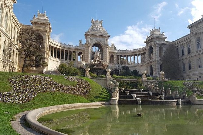 Marseille Shore Excursion: City Sightseeing Tour of Marseille - The guide and bus experience: why some days feel magical