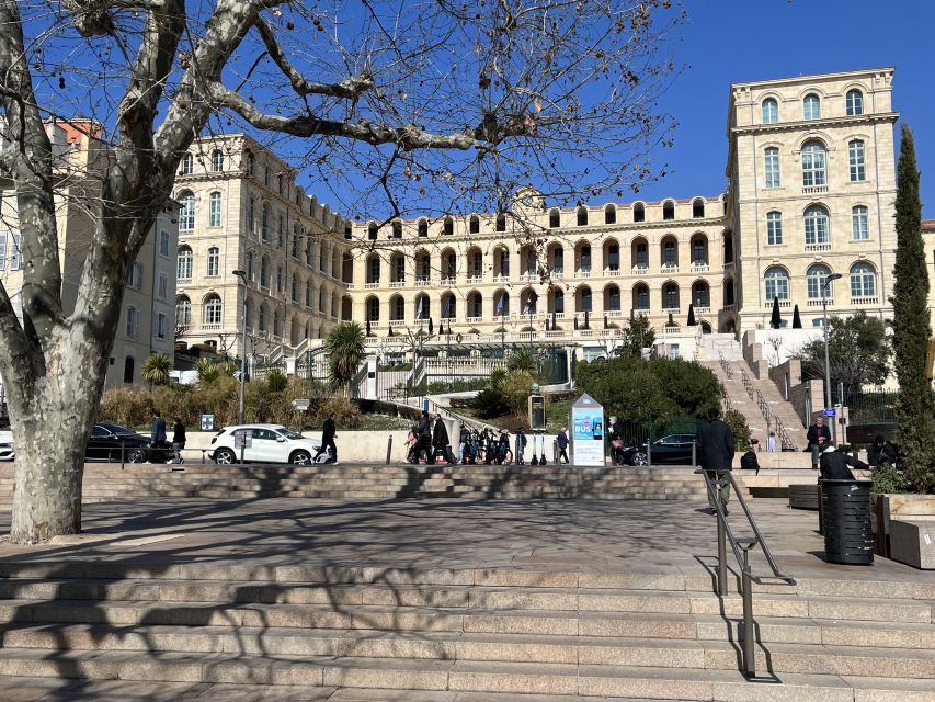 Marseille: Sightseeing E-Bike Tour - Le Panier and Place Bargemon: Old Town Charm at Bike Speed