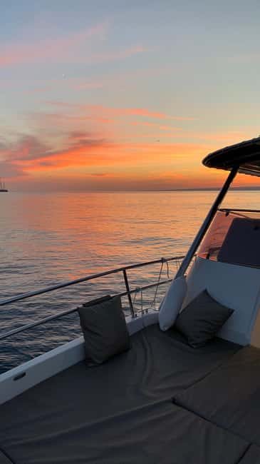 Marseille: Sunset Boat Cruise with Buffet and Organic Wine - Marseille at Night from the Water: Calm Return, Light Music