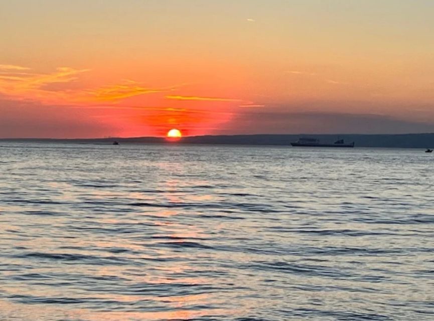 Marseille: Sunset Boat Cruise with Rosé Wine & Snacks - Frioul Archipelago swim stop: the part that turns a cruise into a memory