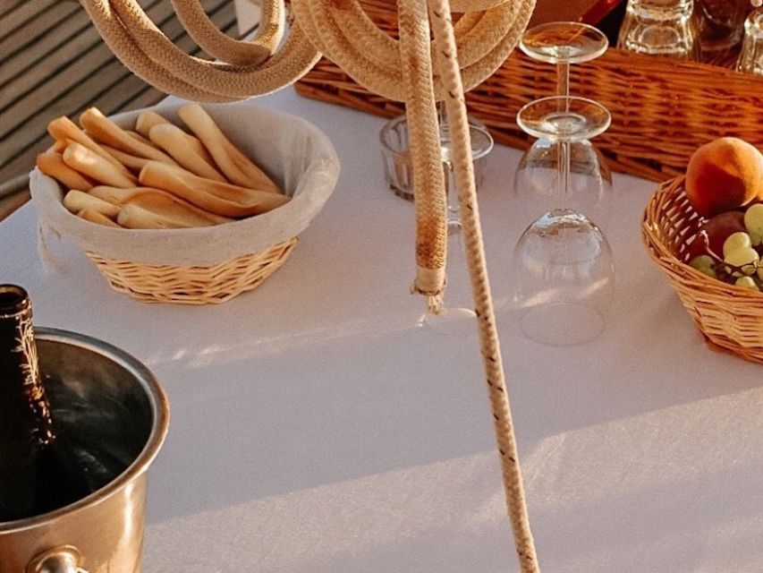 Marseille: Sunset Cruise Cocktail-Dinner in Frioul Islands - What to bring (and what not to wear) for a smooth ride