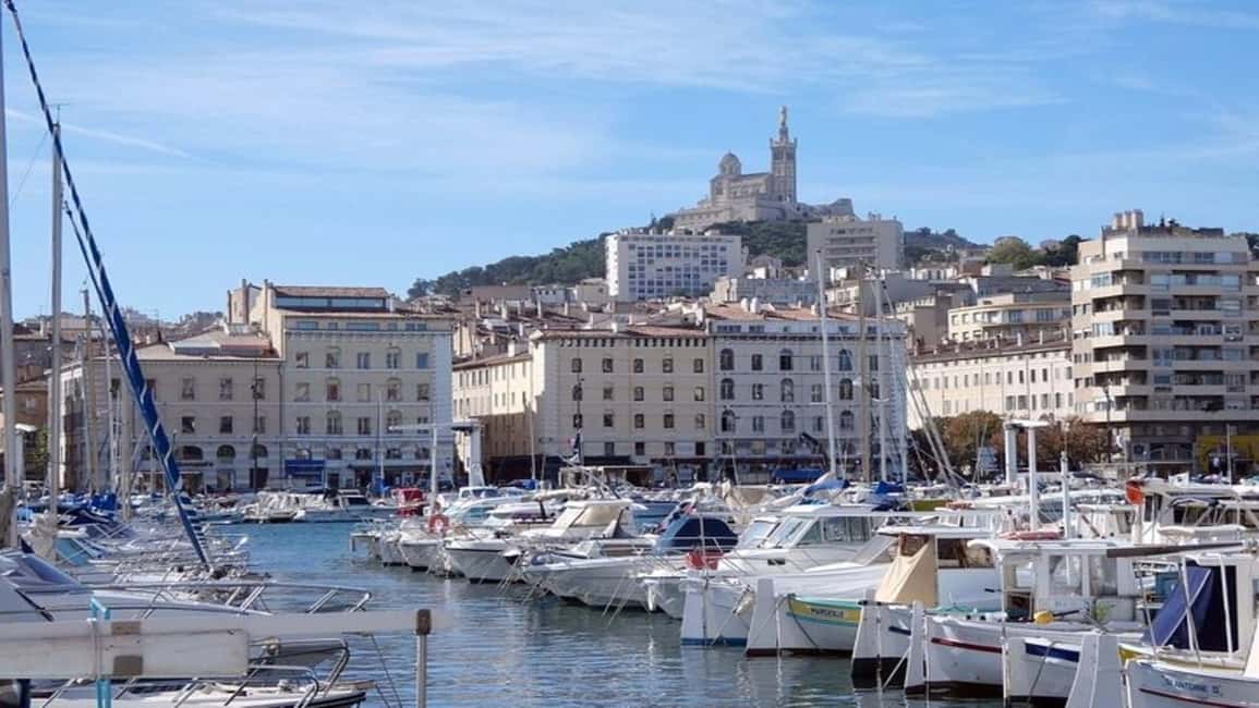 Marseille : Vieux-Port & Panier Walking Tour - Fort Saint-Jean finishes with open views