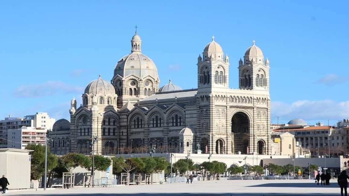 Marseille : Vieux-Port & Panier Walking Tour - The Old Port gives you Marseille’s starting point