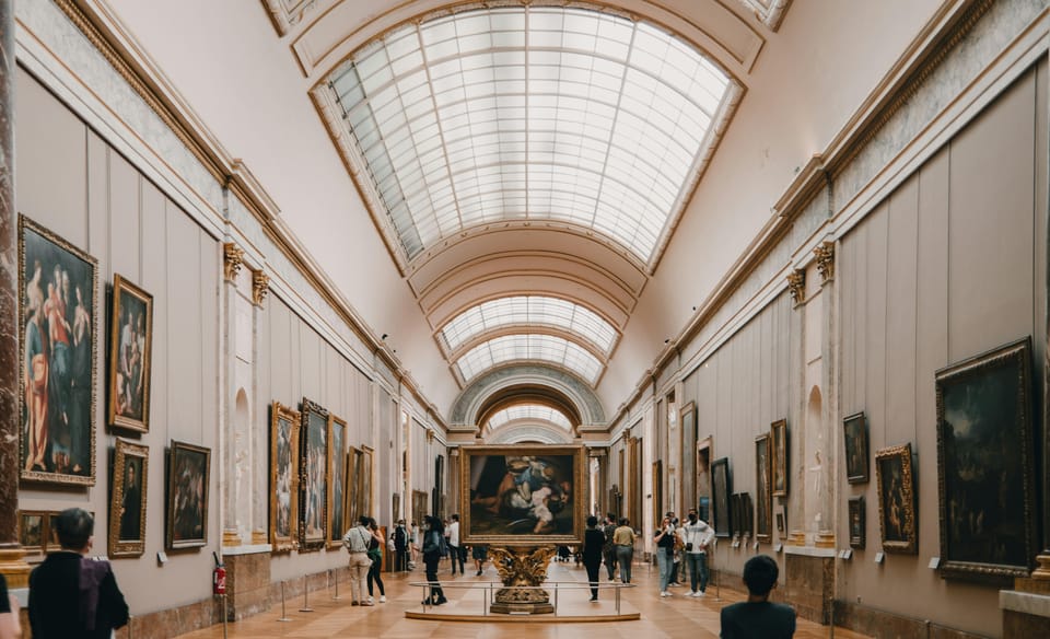 Mona Lisa & Treasures: 6-people Max Louvre Experience - Who should book this Louvre experience?
