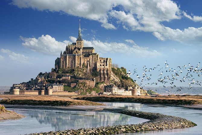 Mont Saint-Michel Day Trip from Paris with Abbey Ticket - Key things you’ll notice on this Mont Saint-Michel day trip