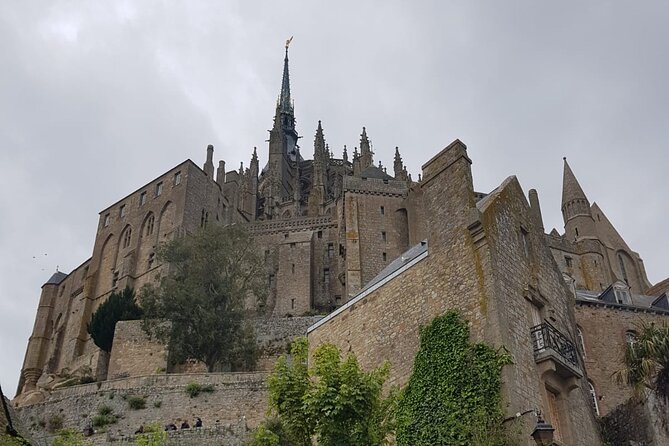 Mont Saint Michel: Explore History and Scenic Views - Why a guided walk helps at Mont Saint-Michel
