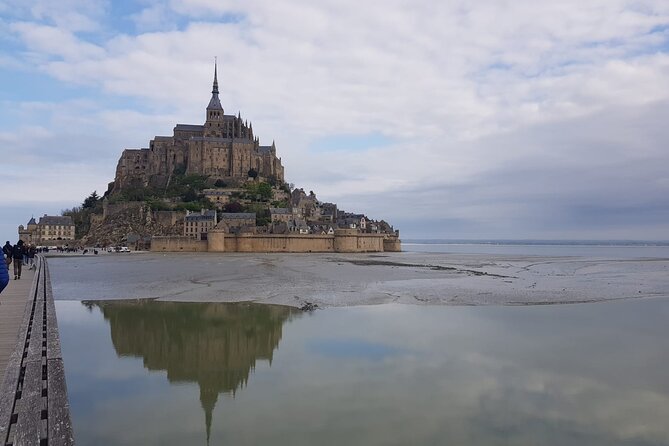 Mont Saint Michel: Explore History and Scenic Views - Meeting at Le Bas Pays in Beauvoir