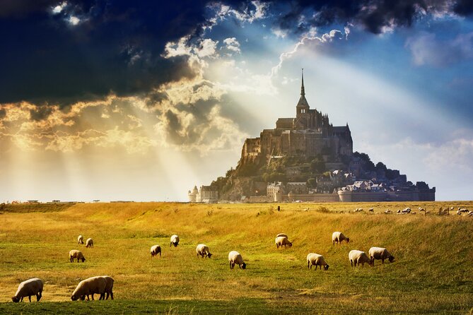 Mont Saint Michel Guided Day Trip with Hotel Pickup - Key points to know before booking