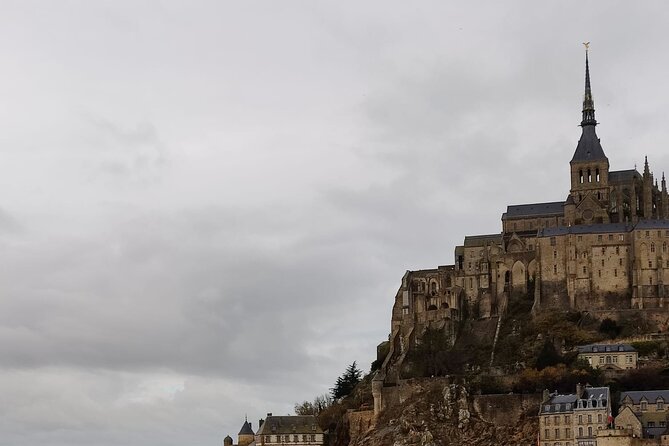 Mont Saint Michel Private VIP Tour with Champagne from Paris - What the abbey and island represent
