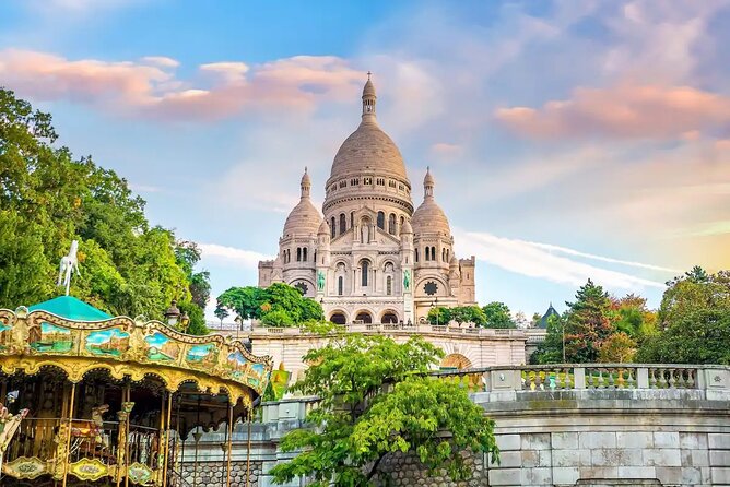 Montmartre and the Sacré-Coeur with the best guides in Paris - Place du Tertre: where artists still work the street