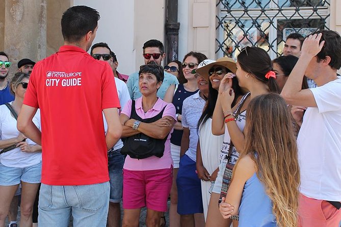 Montmartre District Walking Tour in Paris - Getting Your Bearings: a 5:00 pm walk that ends at Sacré-Cœur