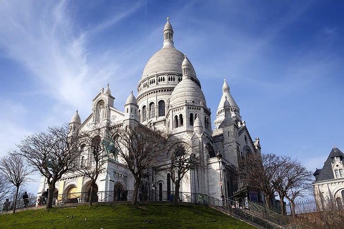 Montmartre District Walking Tour in Paris - Stop 4: Sacré-Cœur Basilica—Roman Catholic history plus the best view angle