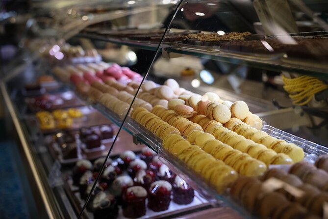Montmartre Food Tour: The Most Complete Paris Food Experience - Meeting at Place des Abbesses and Ending Near Lamarck