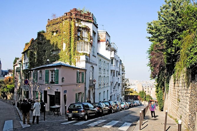 Montmartre Hidden Gems and Scenic Highlights Walking Tour - Stop 1: I Love You Wall, where the walk starts with poetry