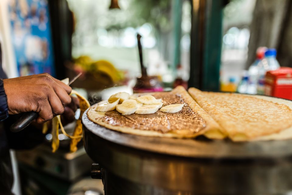 Montmartre, Paris: The Locals' Favorite Arrondissement - Why Montmartre works best with a local host