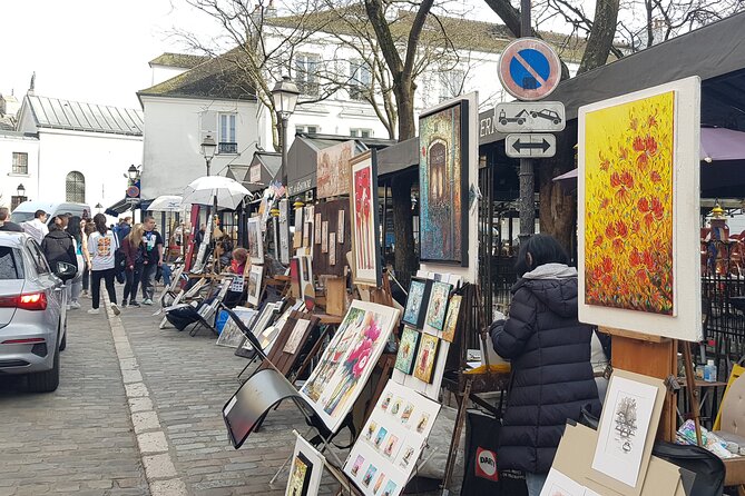 Montmartre Sacré Coeur and Moulin Rouge best shops and cafés - The Pink House and a Picasso connection