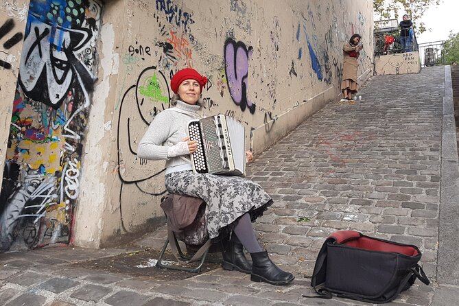 Montmartre/Sacre-Coeur/Paris- Artistic & Bohemian Epicenter - Who should book this Montmartre walk?