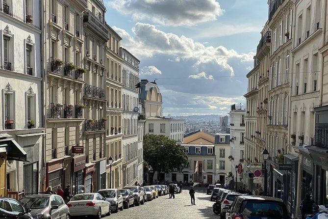 Montmartre Semi Private Tour: from Moulin Rouge, to Sacré-Cœur - Price and Value: What $112.94 Really Buys