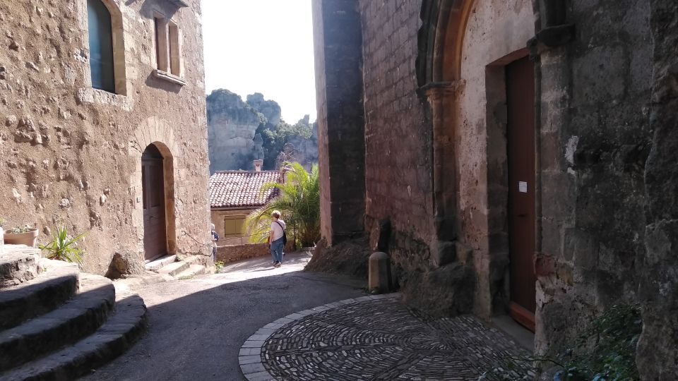 Montpellier: St. Guilhem le Désert and Moureze Day-Trip - Small-Group Guiding: Why This Tour Scores So High