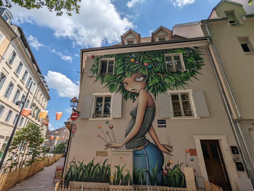 Mulhouse: Highlights Walking Tour with a local guide - Place de la Réunion and the town hall