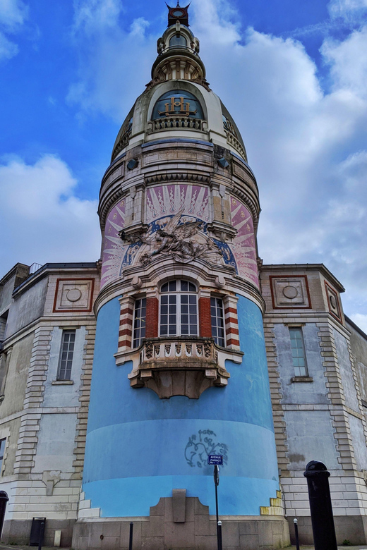 Nantes tour like a local ! - What the 2.5-hour route may include