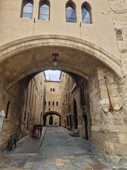 Narbonne: visit the Archbishops' Palace and Cathedral - Narbonne’s Archbishop’s Palace and Cathedral: why this 2-hour loop works
