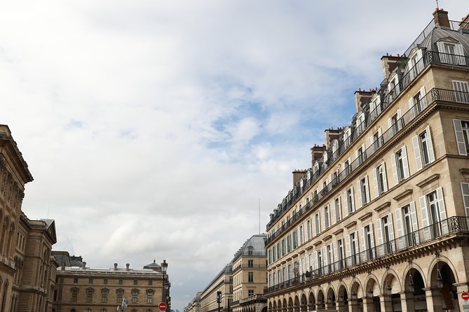 Neoclassical Paris Architecture 2-Hour Private Walking Tour - The Tuileries viewed through classical design