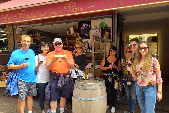 NEW Paris Food Tour in Saint-Germain - Wine pairing and questions: how the oenologist approach changes the tasting