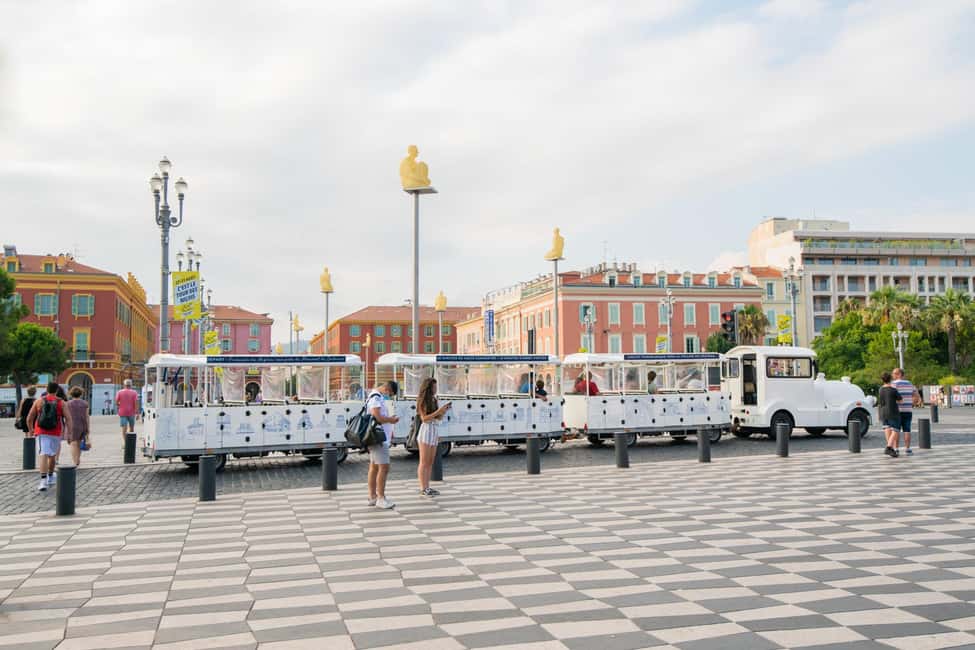 Nice: A gentle ride on a small electric train with panoramic views - Is it really gentle? Comfort, crowding, and the reality of a small train