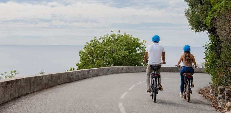 Nice: Bike or E-Bike Rental - Classic Bikes vs E-Bikes: Pick Your Level of Effort