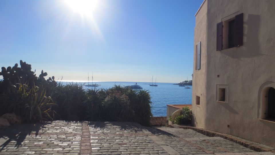 Nice: Cannes, Antibes & St Paul de Vence Half-Day Tour - St Paul de Vence: medieval calm, art walls, and Provençal streets