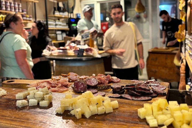 Nice Food Tour: Food Tastings & Local Wine Experience in Nice - Garibaldi Square history stop: the Italian roots explained simply