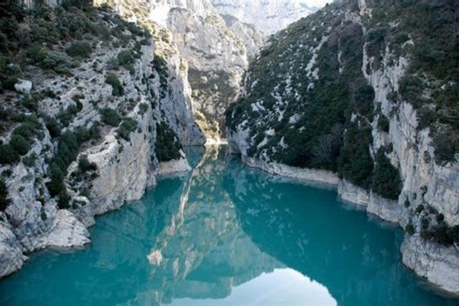 Nice: Gorges of Verdon and Fields of Lavender Tour - Moustiers-Sainte-Marie: Ceramic Shops, Cliff Views, and a Proper Lunch Stop