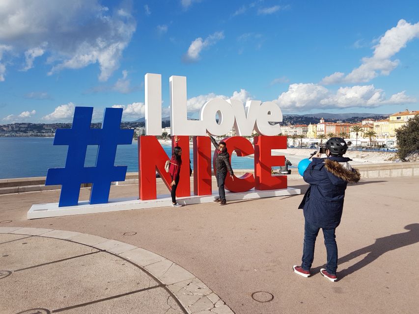Nice: Grand Tour by Segway - Castle Hill: Gardens, Waterfall Break, and the Baie des Anges Vista