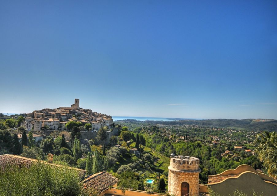 Nice: Half-Day Saint Paul de Vence and Wine Tasting Tour - From Nice to Saint-Jeannet: the minivan ride that sets the tone