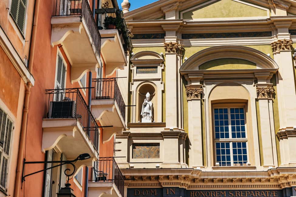 Nice: Old Town & Castle Hill Informative Guided Walking Tour - Before you go: timing, footwear, and how to make the hill worth it