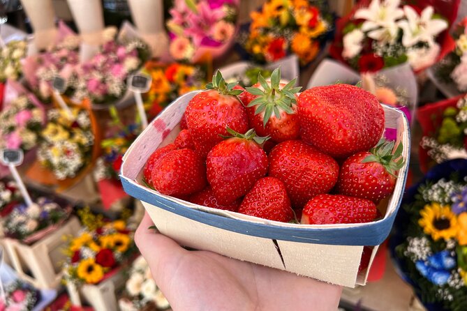 Nice Old Town & Local Markets Food Tour with 9+ Tastings - Promenade des Anglais: Turning a Waterfront Walk Into 19th-Century Context