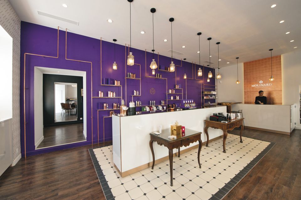 Nice: Private 2-Hour Perfume Creation Experience - Champagne, coffee, and a daylight-filled private room