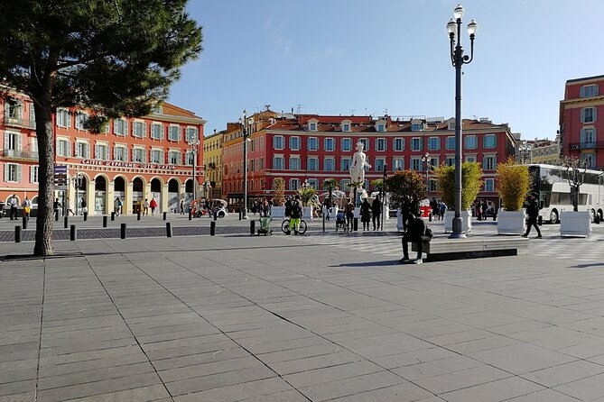 Nice Small-Group Old Town & Castle Hill Cultural Walking Tour with a Local Guide - Colline du Château: The Park View That Explains Nice