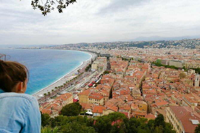 Nice Small-Group Old Town & Castle Hill Cultural Walking Tour with a Local Guide - What to Expect From the Guide’s Style