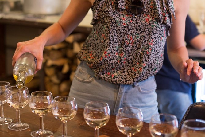 Nice Small-Group Walking Food Tour with Local Specialties & Wine Tasting - Old Town artisan shops: the Niçoise salad secret (and more)
