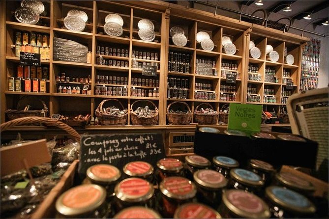 Nice Small-Group Walking Food Tour with Local Specialties & Wine Tasting - Starting at Place Massena: where the tour plants the story